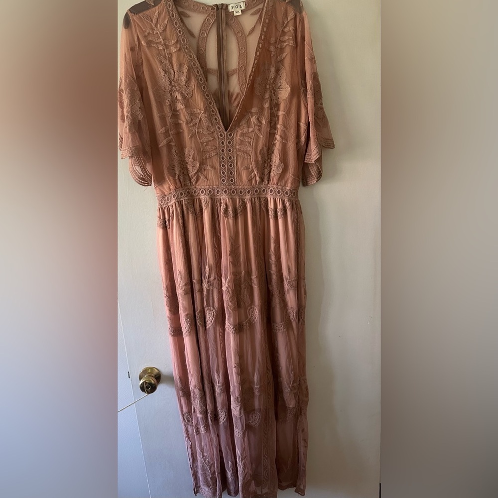 POL Lace Embroidered Pink/Tan Maxi Dress
